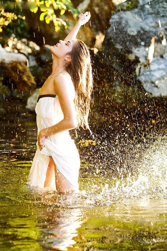 Marie Avgeropoulos in Vasai Virar