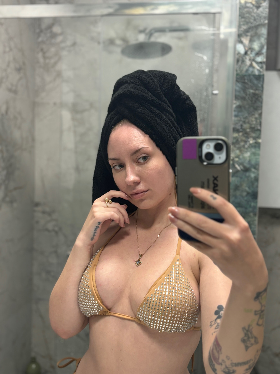 Nude girl KateV in Vasai Virar