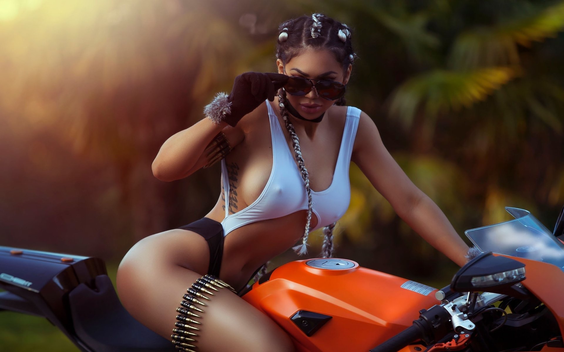 Take a pause and enjoy Girls with tattoos and motorcycles — streaming from Vasai Virar