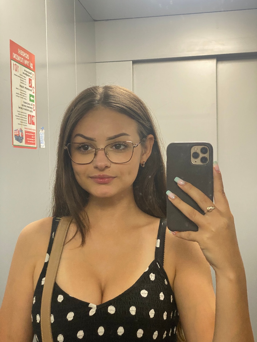 Sexy model Stacy in Vasai Virar